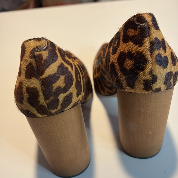 1. State Leopard Print Block Heel Pumps size 7 - Picture 3 of 9